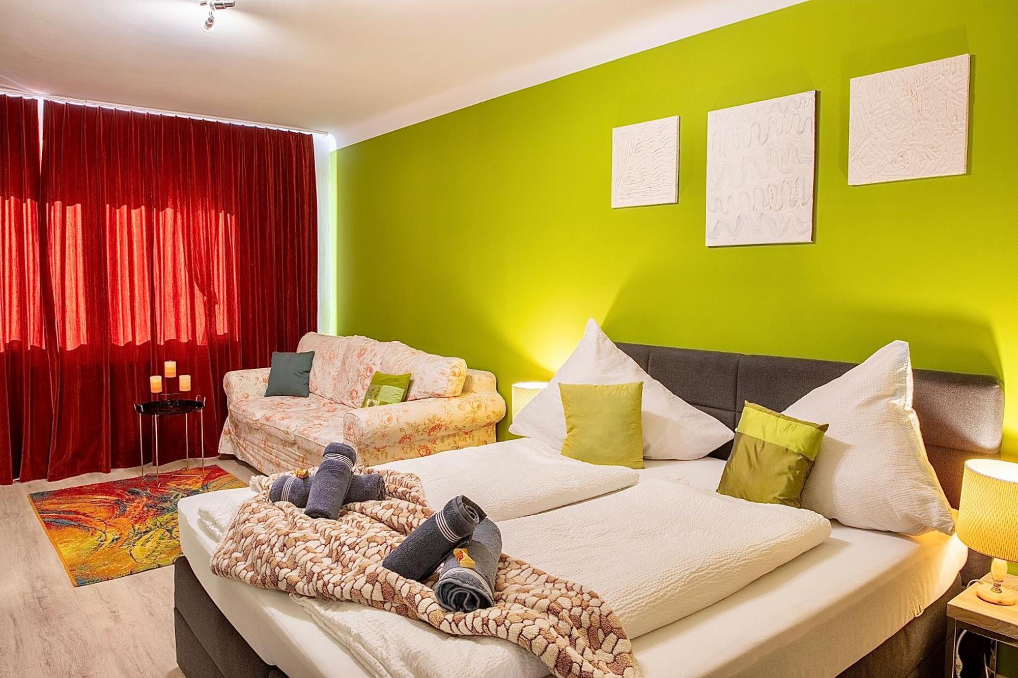 Stylishly Colorful & In - Wifi * Wien