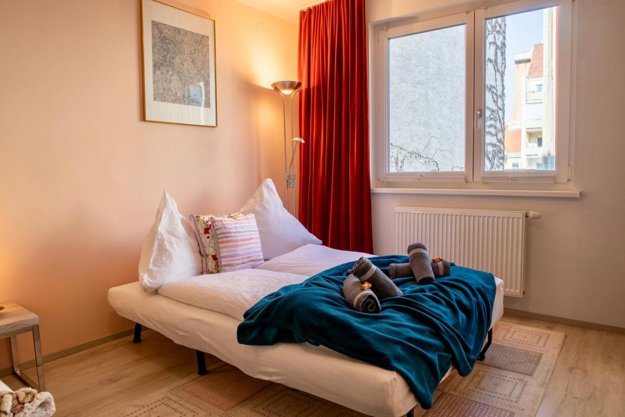 Stylishly Colorful & In - Wifi Apartment Wien